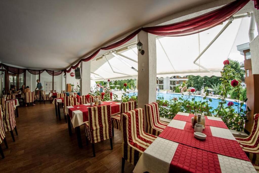 Messambria Fort Beach - Premium Apartments Елените Экстерьер фото