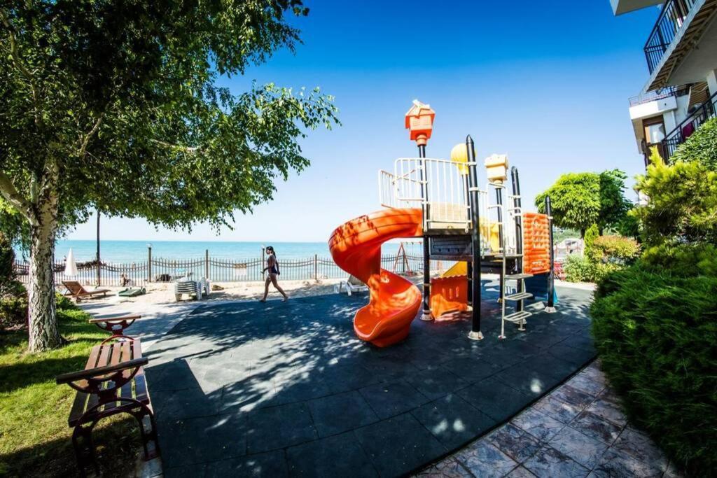 Messambria Fort Beach - Premium Apartments Елените Экстерьер фото